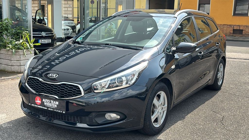 Kia ceed / Ceed 75.242 km 7.490 &euro; Düsseldorf 40591