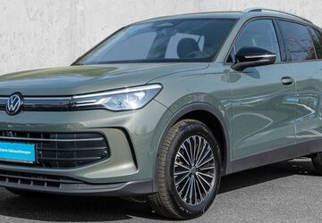 VW Tiguan 24.717 km 34.480 &euro; Meerbusch 40670