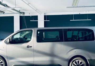 Opel Vivaro 57.800 km 19.999 &euro; Hilden 40723