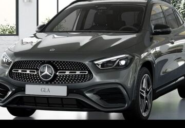 Mercedes-Benz GLA 200 9.900 km 47.490 &euro; Düsseldorf 40470