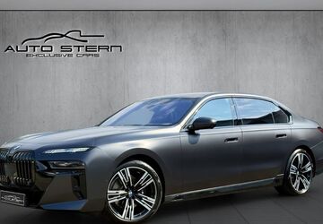 BMW 740 40.000 km 97.950 &euro; Grevenbroich 41516