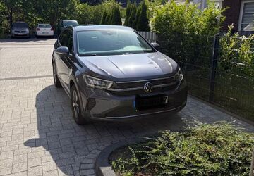 VW Taigo 14.000 km 23.499 &euro; Kempen 47906