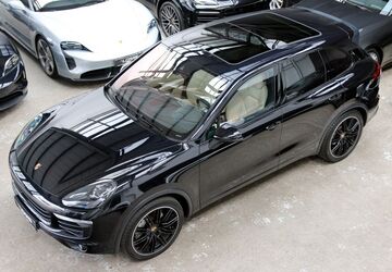 Porsche Cayenne 164.232 km 35.990 &euro; Düsseldorf 40237