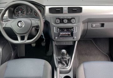 VW Caddy 121.000 km 9.999 &euro; Rommerskirchen 41569