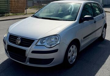 VW Polo 133.590 km 2.399 &euro; Langenfeld 40764
