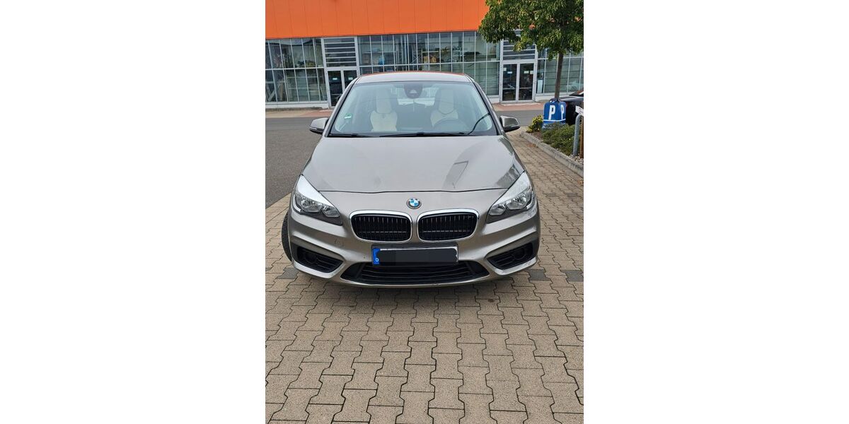 BMW 216 Gran Tourer 138.586 km 9.899 &euro; neuss 41460