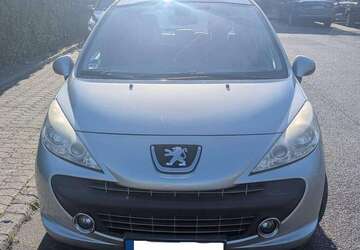 Peugeot 207 210.000 km 2.400 &euro; Neukirchen-Vluyn, Stadt 47506