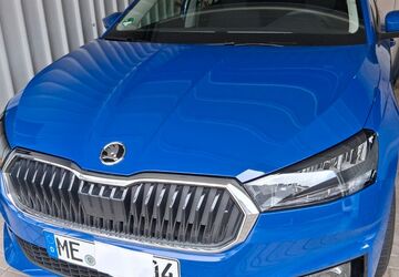 Skoda Fabia 1.500 km 15.900 &euro; Velbert 42551