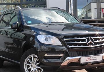 Mercedes-Benz ML 350 369.481 km 12.900 &euro; Neuss 41469