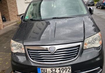 Lancia Voyager 305.000 km 5.790 &euro; Duisburg 47229