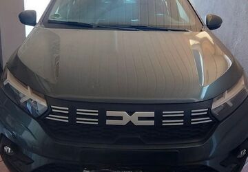 Dacia Sandero 6.200 km 15.600 &euro; Grevenbroich 41515