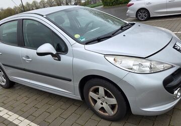 Peugeot 207 178.000 km 1.598 &euro; Meerbusch 40667