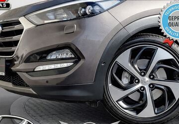 Hyundai TUCSON 163.856 km 15.490 &euro; Düsseldorf 40625