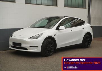 Tesla Model Y 79.645 km 31.550 &euro; Mönchengladbach 41236