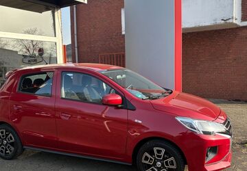 Mitsubishi Space Star 8.600 km 11.500 &euro; Neuss 41462