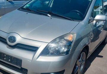 Toyota Corolla Verso 219.000 km 3.400 &euro; Moers 47441