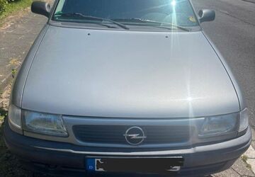 Opel Astra 81.000 km 2.750 &euro; Meerbusch 40670