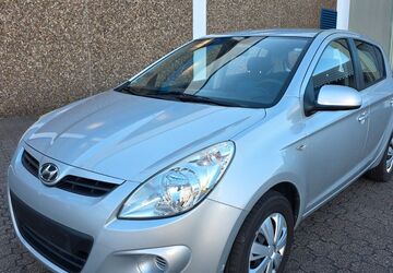 Hyundai i20 96.000 km 4.299 &euro; Moers 47441