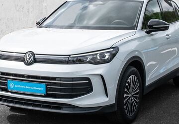 VW Tiguan 25.931 km 33.880 &euro; Meerbusch 40670