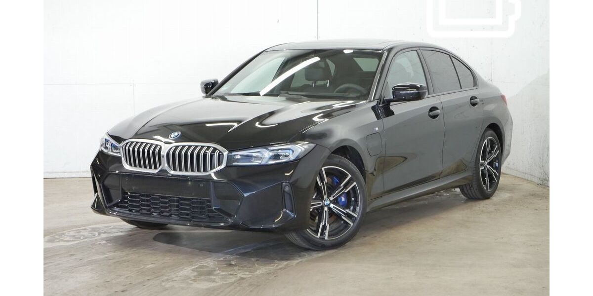 BMW 330 10.390 km 48.990 &euro; Mönchengladbach 41066