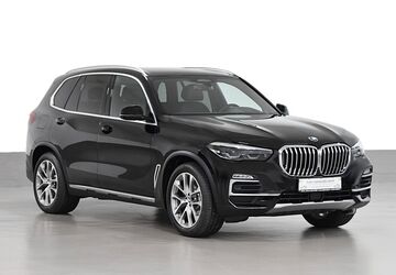 BMW X5 221.573 km 32.990 &euro; Düsseldorf 40597