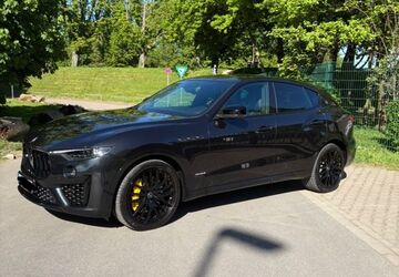 Maserati Levante 108.000 km 40.900 &euro; Neuss 41468