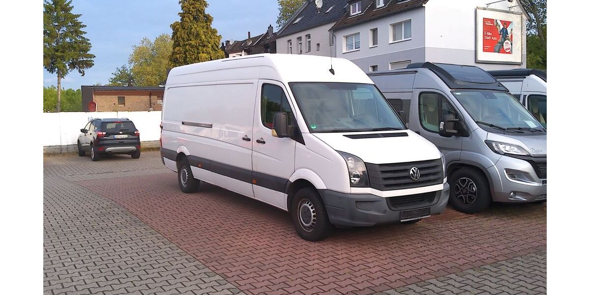 VW Crafter 121.000 km 11.940 &euro; Oberhausen 46117