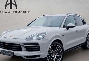 Porsche Cayenne 32.095 km 76.660 &euro; Kaarst (bei Düsseldorf) 41564