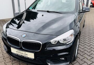 BMW 216 139.621 km 9.300 &euro; Mülheim 45481