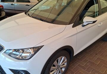Seat Arona 62.100 km 11.850 &euro; Wülfrath 42489