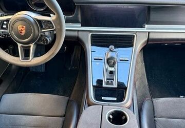 Porsche Panamera 202.000 km 45.500 &euro; Düsseldorf 40233
