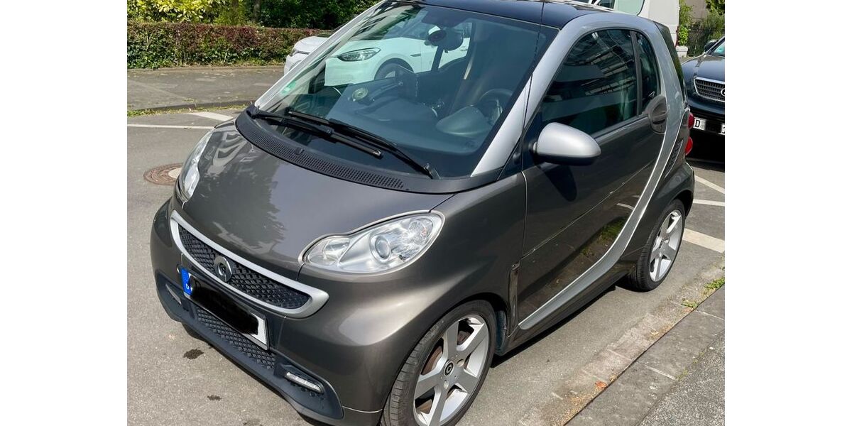 Smart ForTwo 94.150 km 7.095 &euro; Düsseldorf 40235