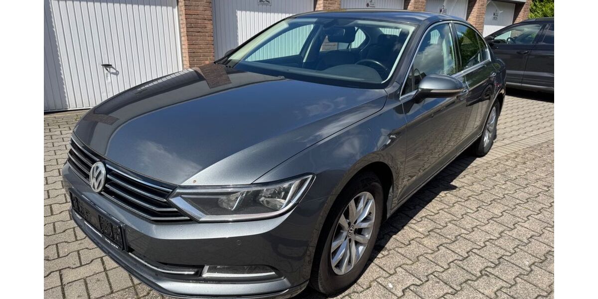 VW Passat 271.000 km 8.700 &euro; Neuss 41462
