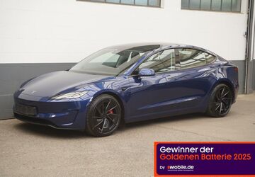 Tesla Model 3 96.738 km 42.950 &euro; Mönchengladbach 41236
