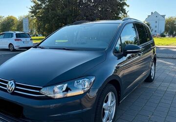 VW Touran 97.500 km 12.499 &euro; meerbusch 40667