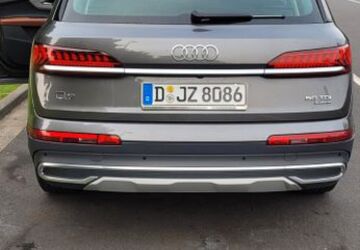 Audi Q7 90.000 km 46.499 &euro; Düsseldorf 40468