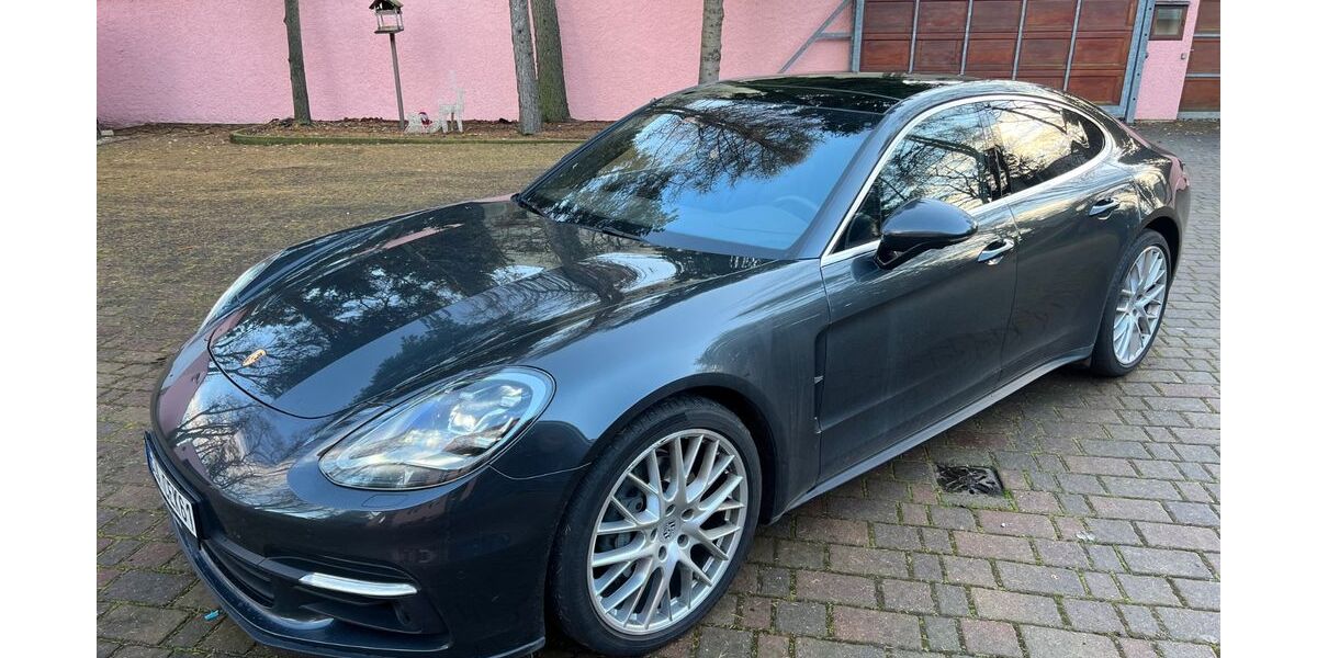 Porsche Panamera 92.000 km 63.000 &euro; Mönchengladbach 41199