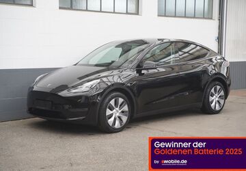 Tesla Model Y 59.998 km 35.250 &euro; Mönchengladbach 41236