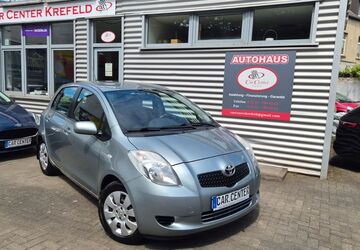 Toyota Yaris 137.000 km 3.500 &euro; Krefeld 47798