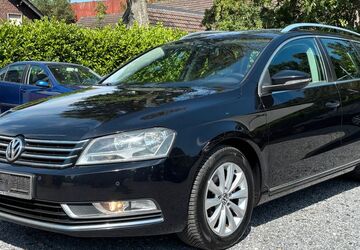 VW Passat Variant 263.879 km 4.890 &euro; Meerbusch 40670