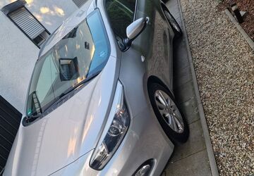 Kia ceed Sportswagon 99.650 km 7.200 &euro; Oberhausen 46147