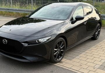 Mazda 3 36.700 km 19.800 &euro; Düsseldorf 40213