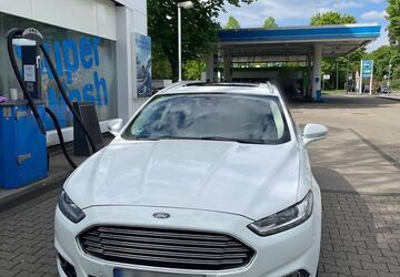 Ford Mondeo 226.000 km 9.100 &euro; Düsseldorf 40595