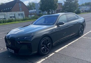 BMW 740 55.555 km 88.200 &euro; Moers 47443