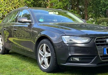 Audi A4 246.000 km 6.850 &euro; Düsseldorf 40217