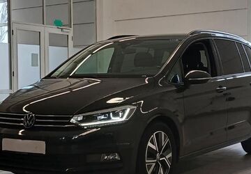 VW Touran 19.000 km 30.999 &euro; Meerbusch 40668