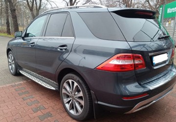 Mercedes-Benz ML 350 251.000 km 14.900 &euro; Duisburg 47139