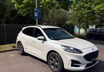 Ford Kuga 40.000 km 21.990 &euro; Düsseldorf 40229