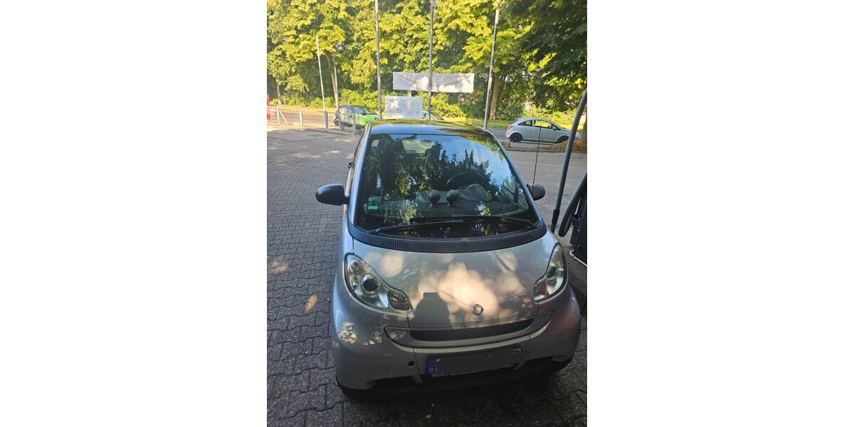 Smart ForTwo 107.000 km 3.200 &euro; Mönchengladbach 41238