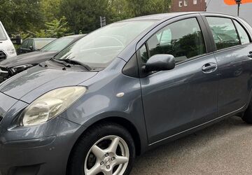 Toyota Yaris 91.275 km 3.300 &euro; Oberhausen 46045